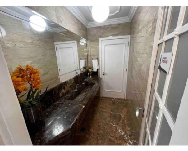 Foto de LOTE 1 - OPORTUNIDADE MANSÃO MAKTUB 709M² TERRENO: 1.000M² - JARDIM GUEDALA