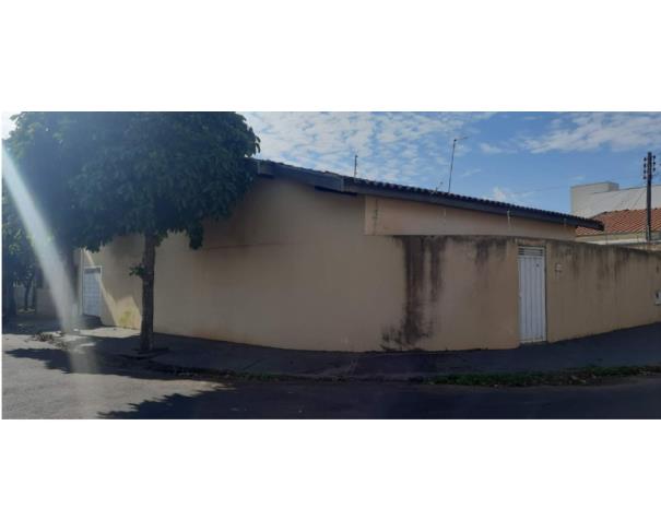 Foto de CASA ESQUINA 153M² TERRENO: 222M² - VILA NOVA SANTANA -ASSIS