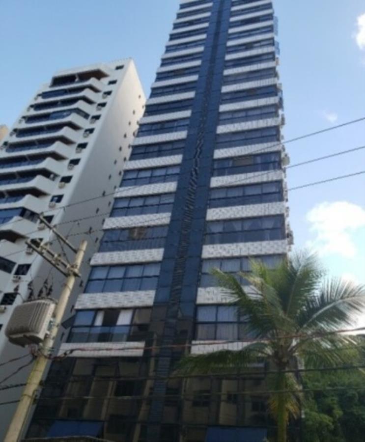 APTO 141M² 3 DORMITÓRIOS SENDO 1 SUÍTE 2 VAGAS - PITANGUEIRAS - GUARUJÁ (250M DA PRAIA) APTO 141M² 3 DORMITÓRIOS SENDO 1 SUÍTE 2 VAGAS - PITANGUEIRAS - GUARUJÁ (250M DA PRAIA), localizado em Guarujá - SP